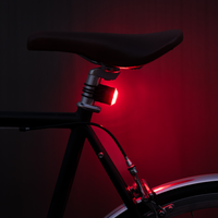 Custodia resistente alle intemperie – Mini luci magnetiche anteriore e posteriore Shapeheart