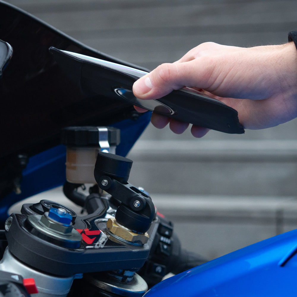 Supporto magnetico per semi-manubrio moto – Mini Booster Shapeheart