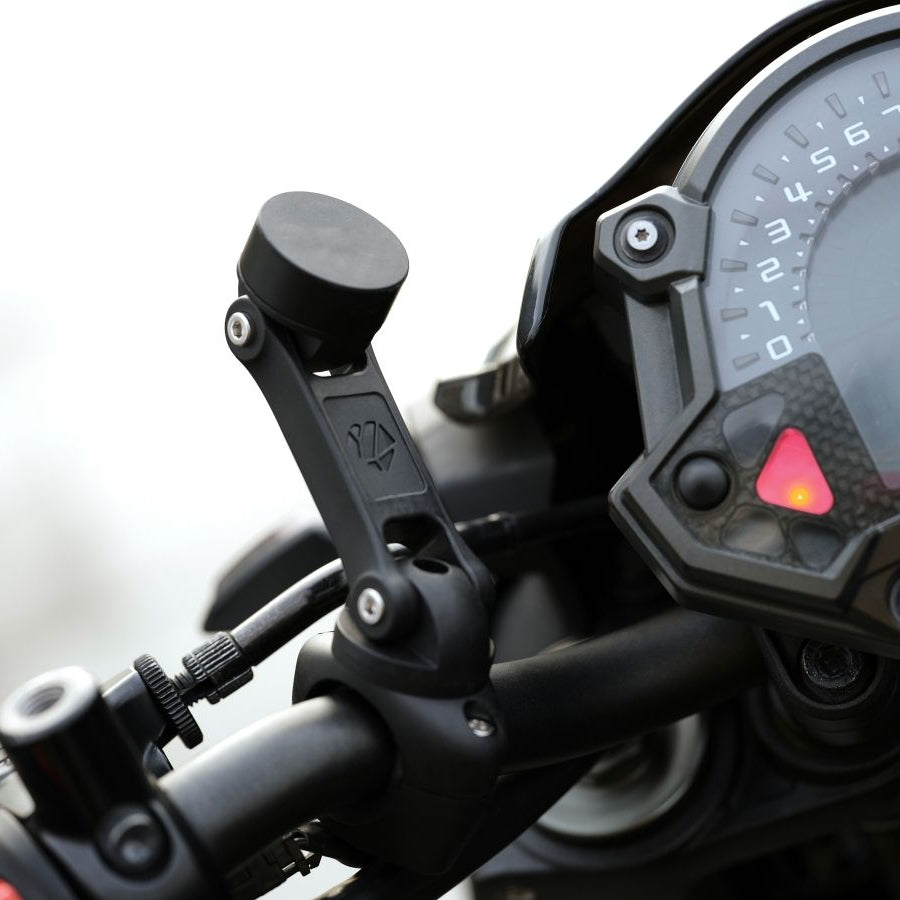 Il Booster 360 ti permette di personalizzare completamente la posizione del tuo smartphone sul manubrio.